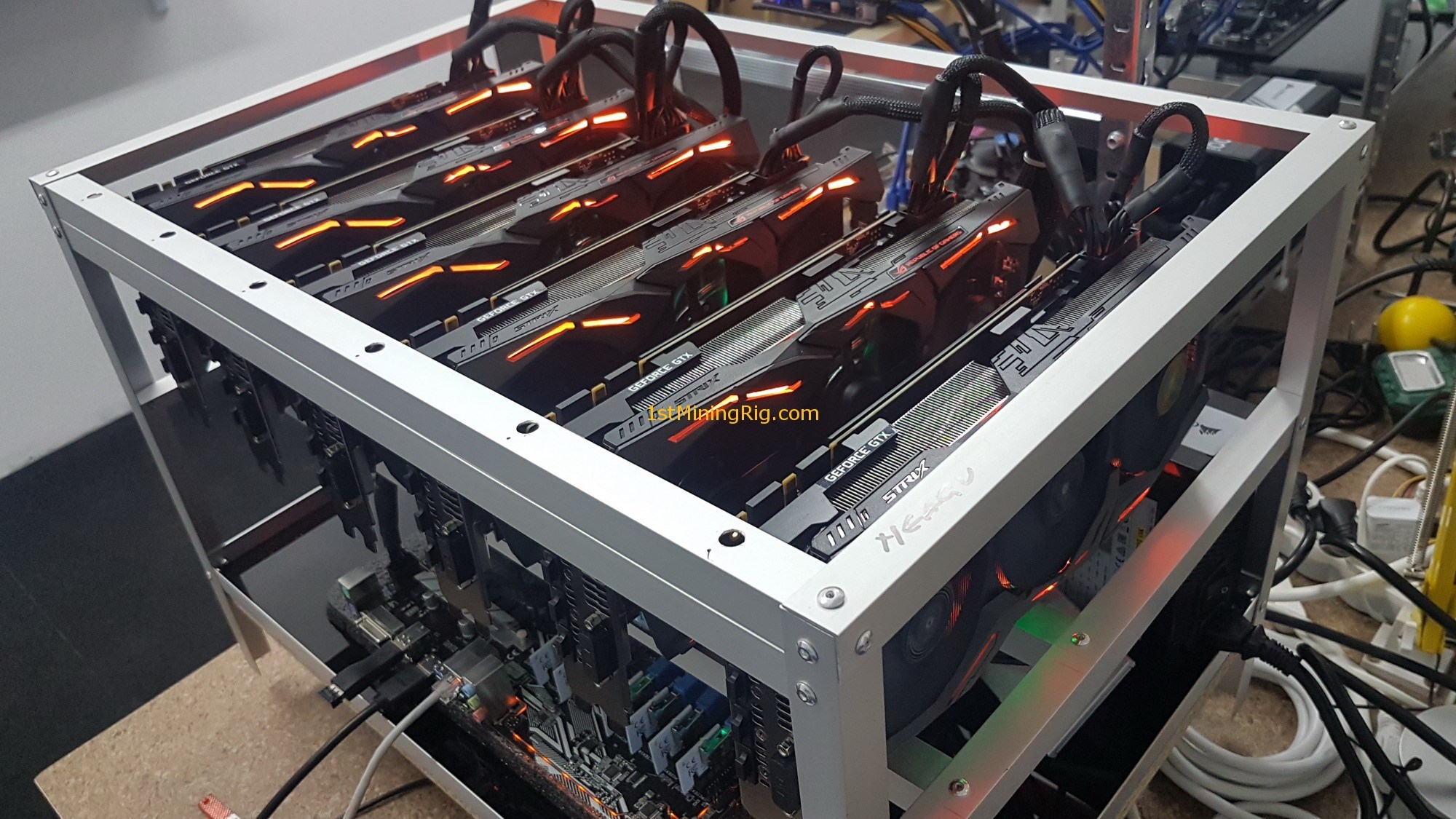 Asus Strix GeForce GTX 1080 Ti - ферма для майнинга из шести GPU